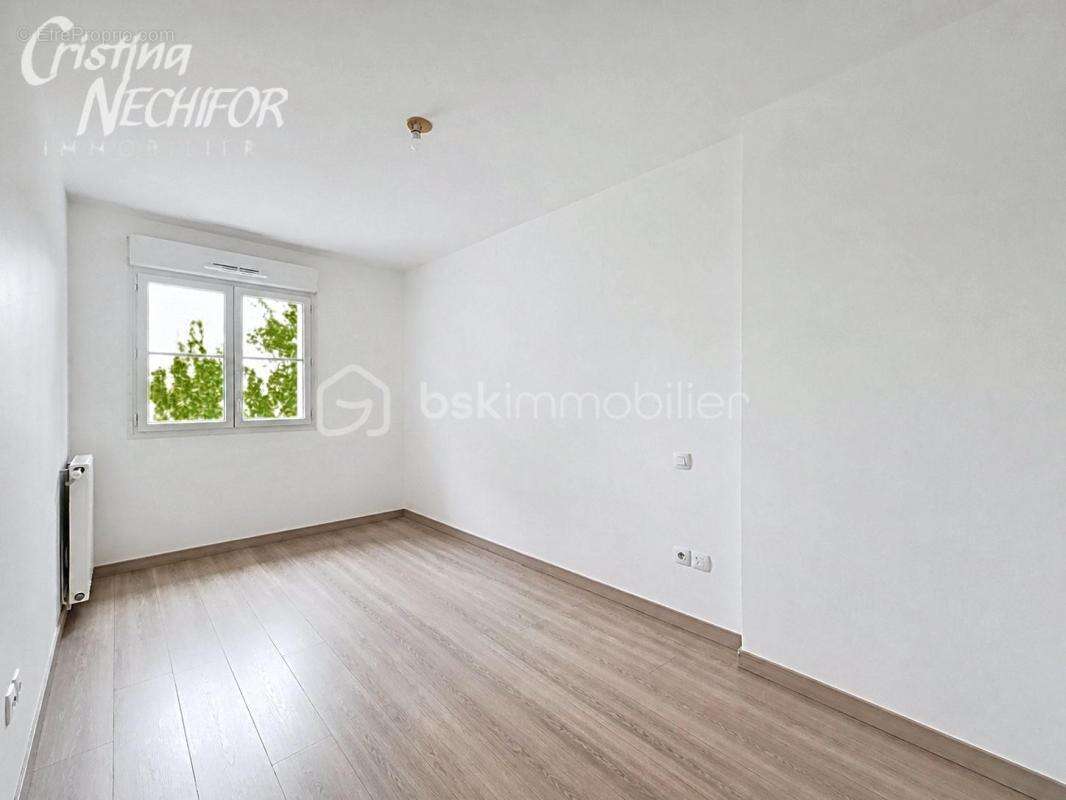 Appartement à SERRIS