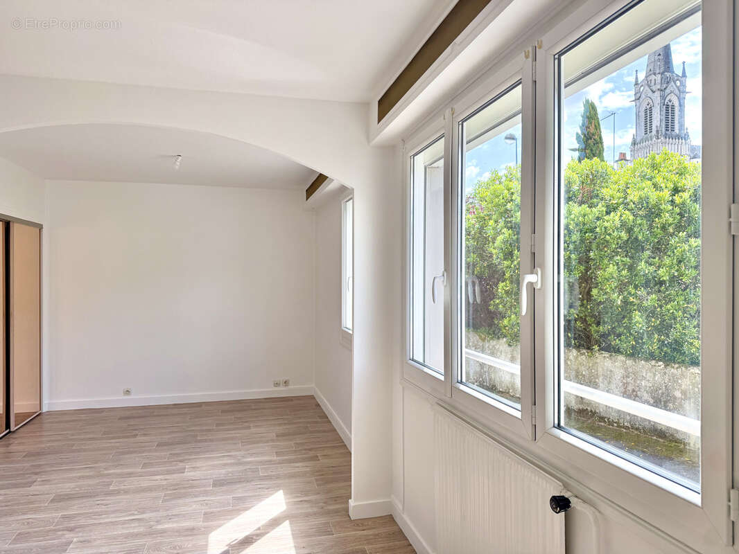 Appartement à REZE