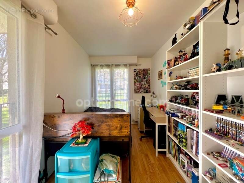 Appartement à LE PLESSIS-BOUCHARD