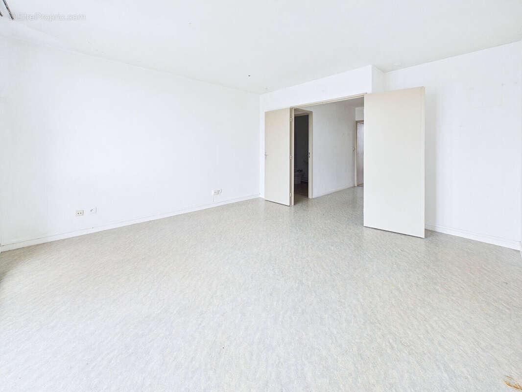 À vendre : Appartement 2 pièces à YERRES - photo 3