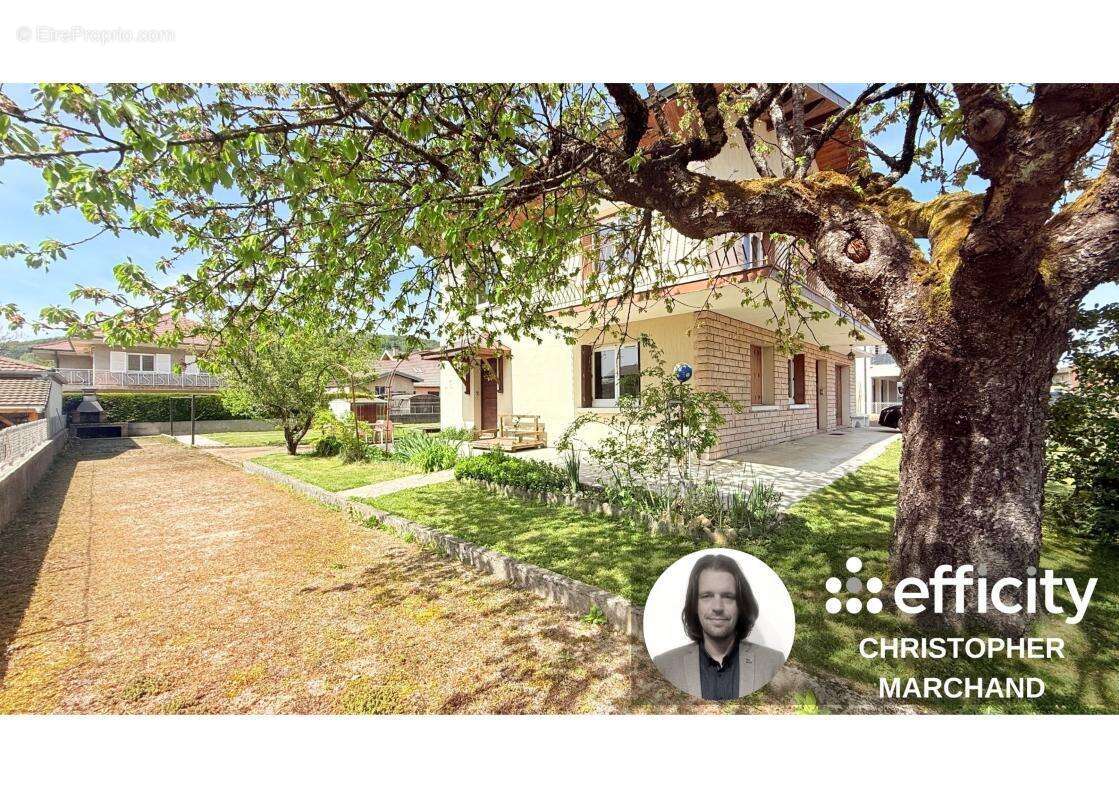 Maison à MONTREAL-LA-CLUSE