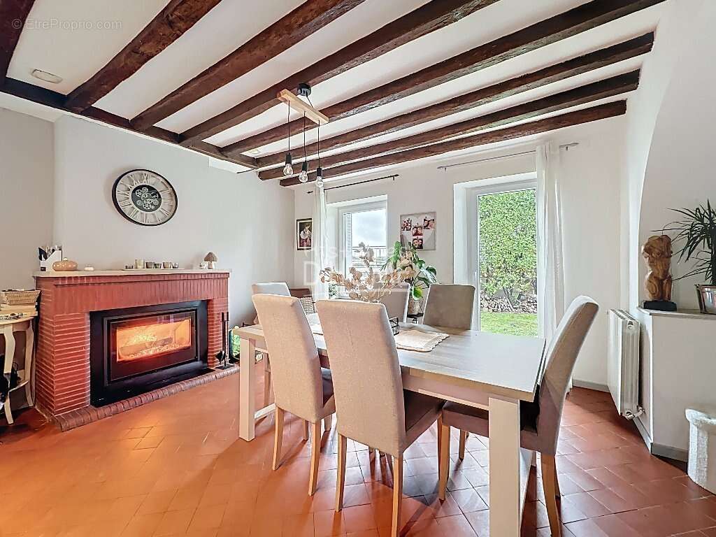 Maison à LA FERTE-GAUCHER