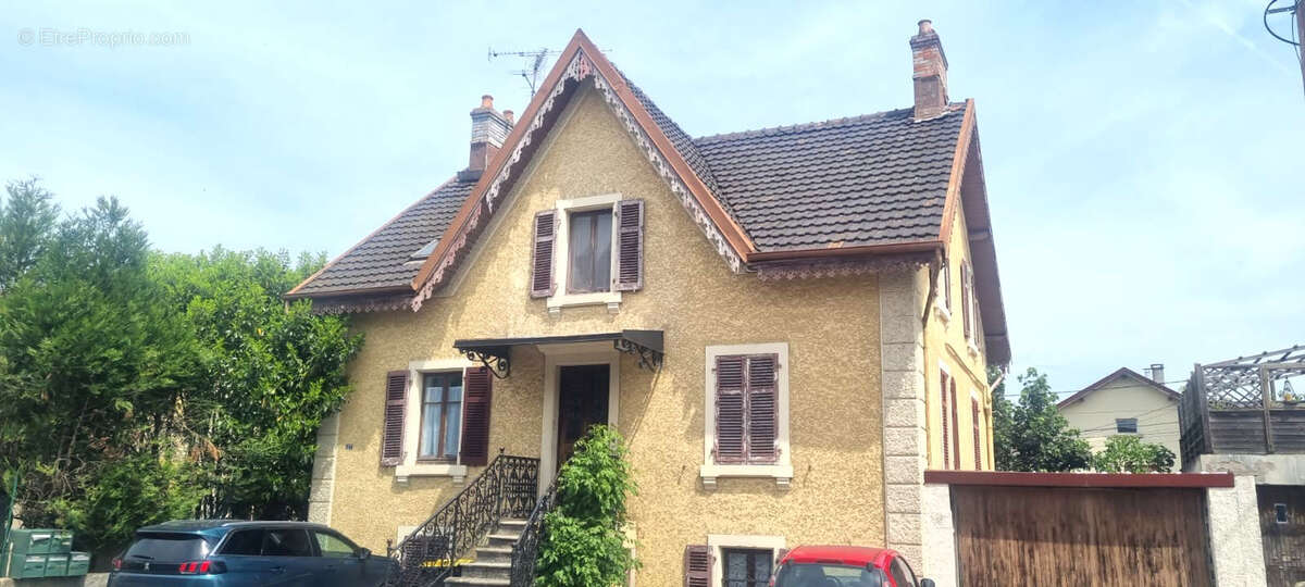 Appartement à AUDINCOURT