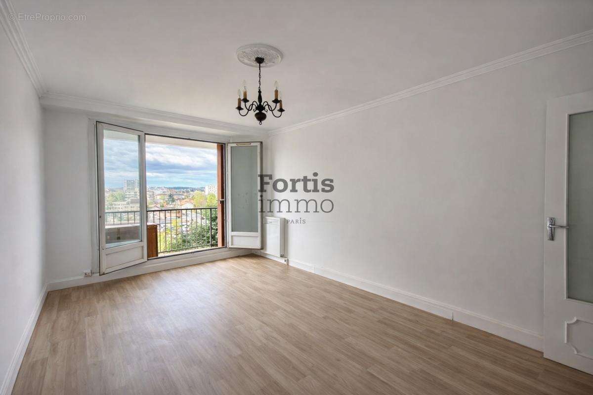 Appartement à LONGJUMEAU