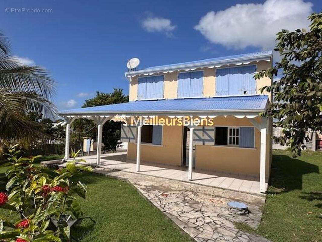 Maison à SAINTE-ANNE