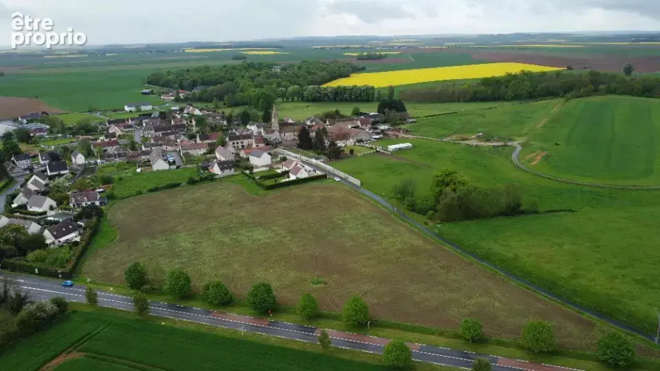 Terrain à BOUCONVILLERS