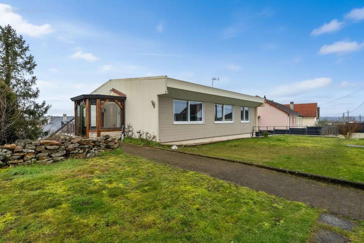 Maison à BONNIERES-SUR-SEINE