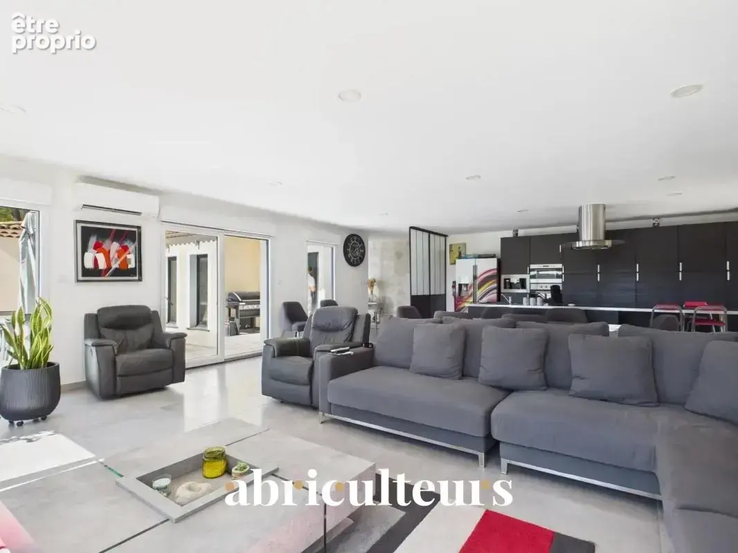 Jolie villa contemporaine/vue panoramique en vente à Bagnols-en-Forêt (83600) - photo 4