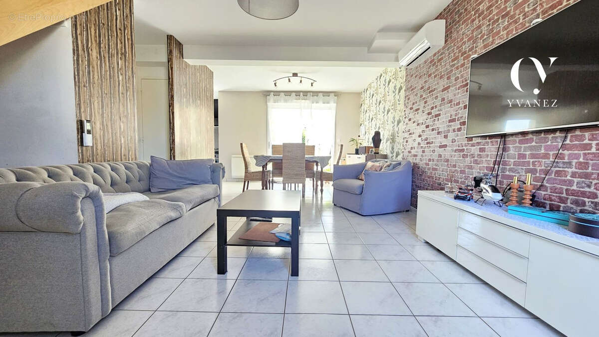 Appartement à LE THEIL-DE-BRETAGNE