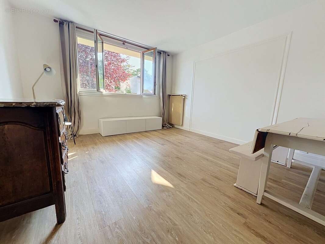 Appartement à GARCHES
