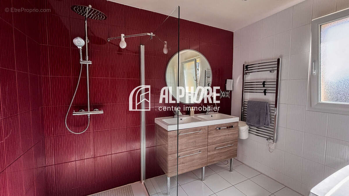 Maison de plain pied 3 chambres 98 m2 - photo 6