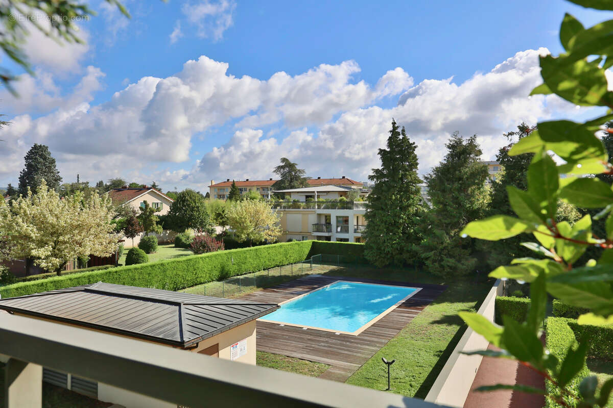 Appartement à TASSIN-LA-DEMI-LUNE