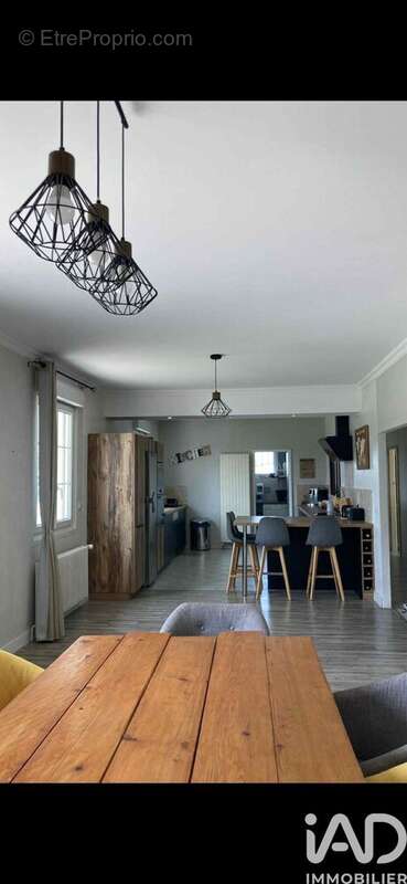 Photo 4 - Maison à SERRIERES-DE-BRIORD