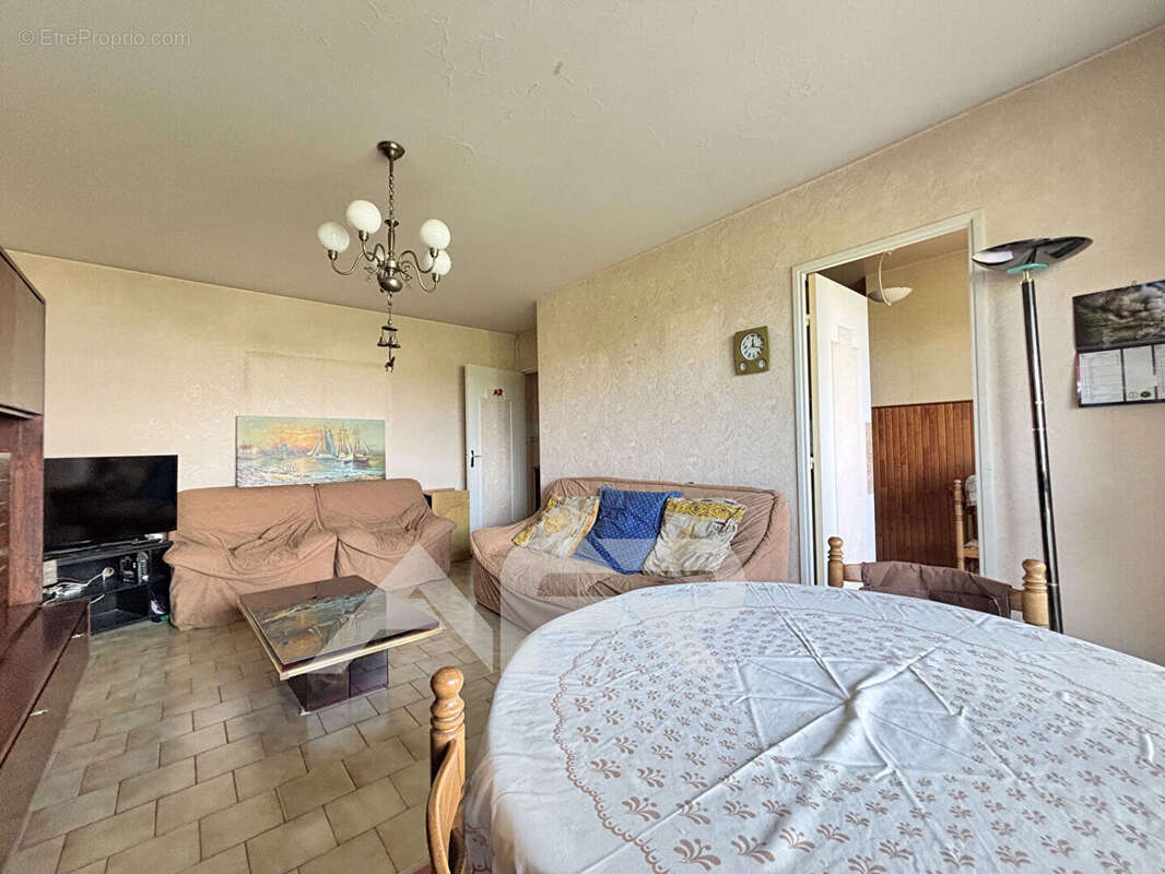 4 pièces de 82 m² avec balcon et parking - À 15 min du RER A Le Vésinet - Le Pecq - photo 6