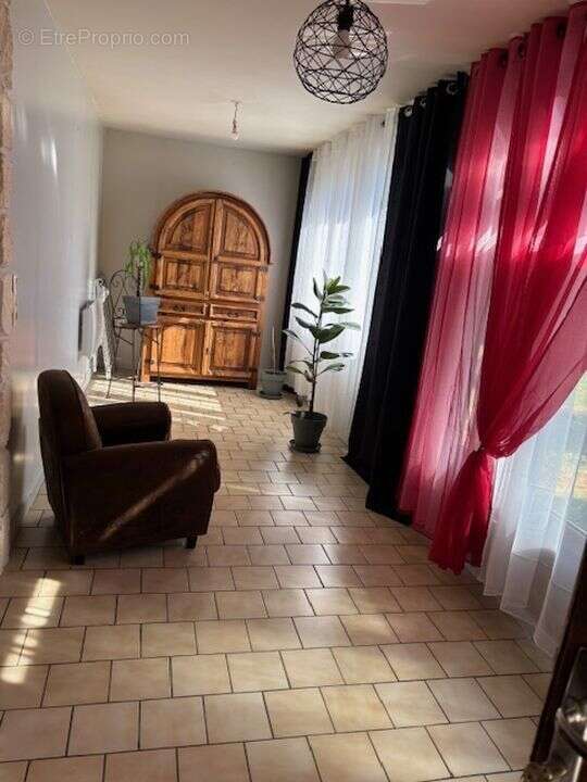 Villeneuve la guyard, maison plain pied 2 chambres - photo 3