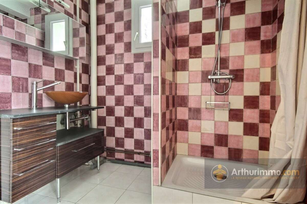Appartement à MAISONS-ALFORT
