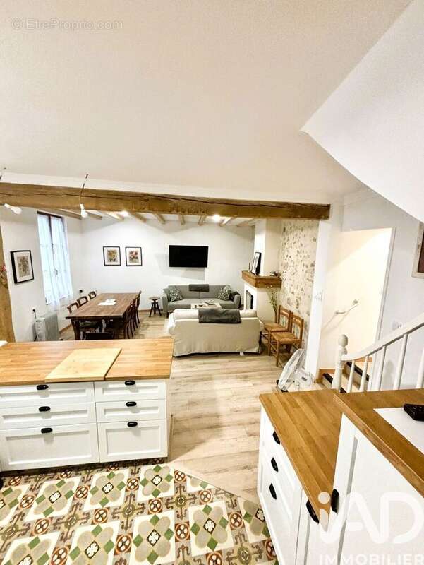Photo 3 - Maison à FERRIERE-LARCON