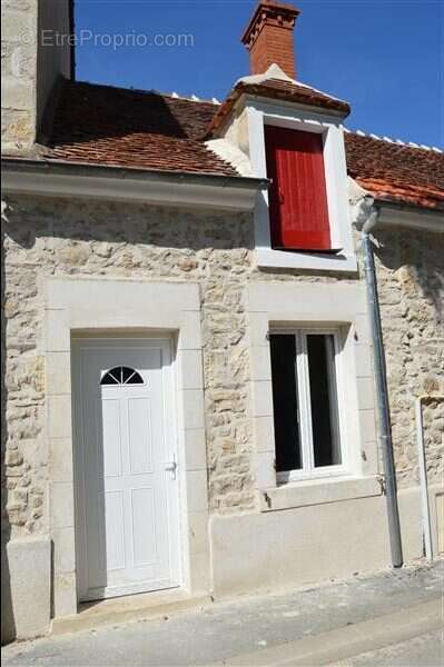 Maison à CHARENTON-DU-CHER