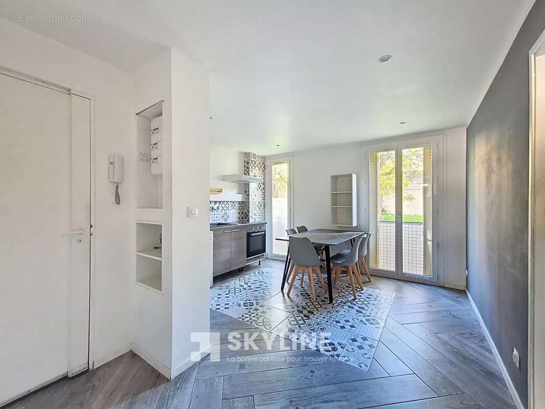 Appartement à MARSEILLE-9E