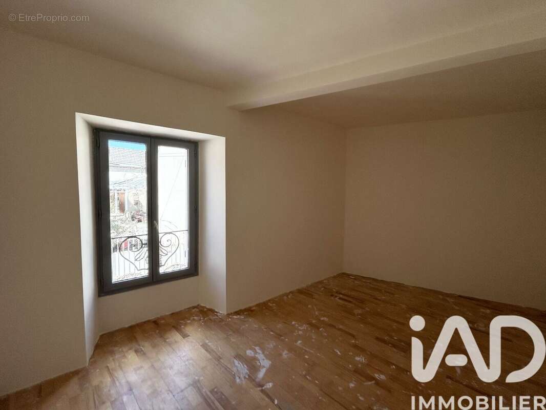 Maison 140 m² à Venteuil  - photo 6