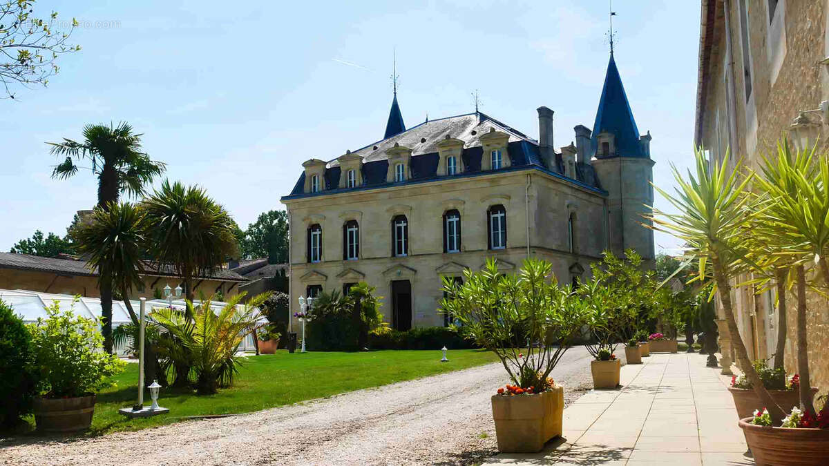 Maison à BLAYE