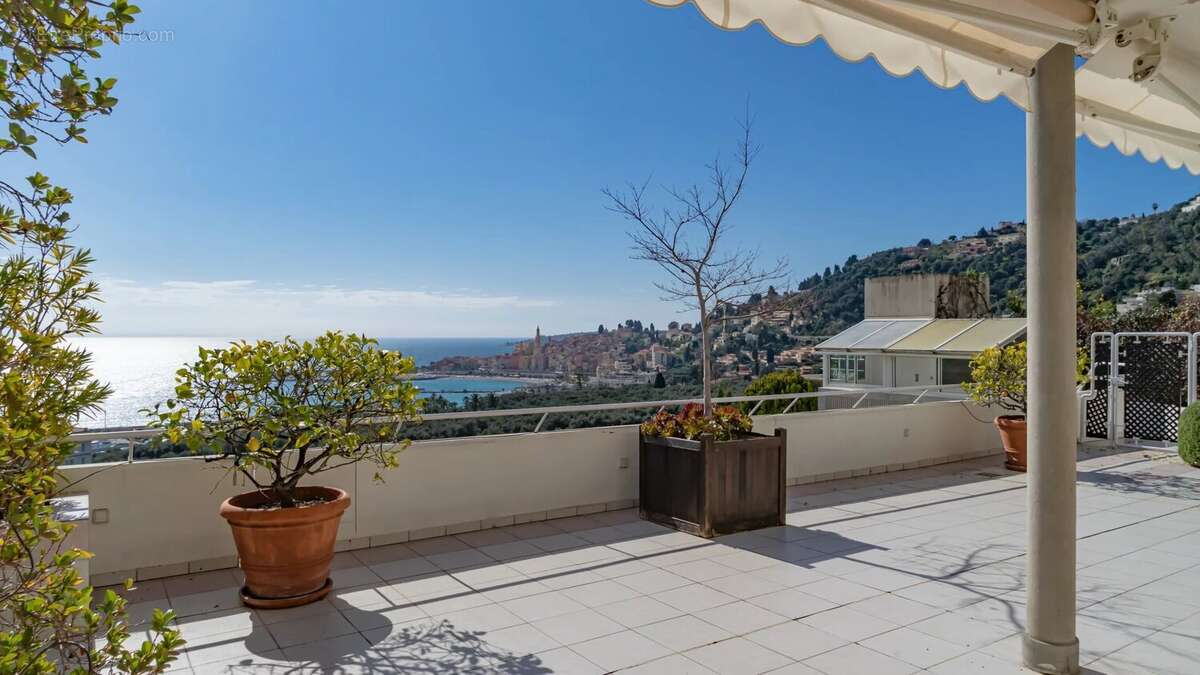 Appartement à MENTON