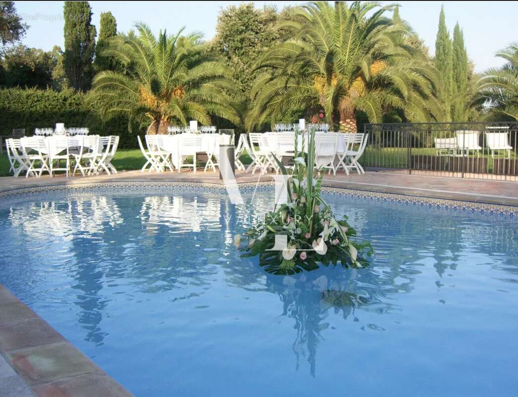 Maison 614 m² à Grimaud  - photo 12