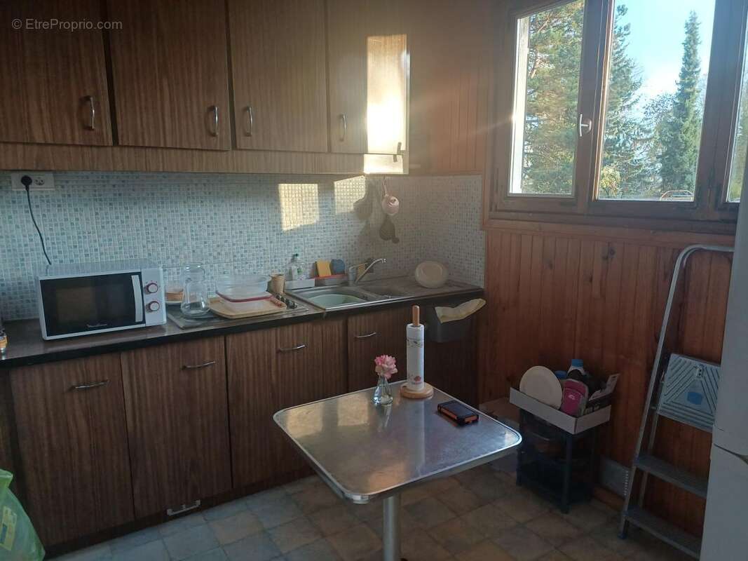 Maison à SAINS-EN-AMIENOIS