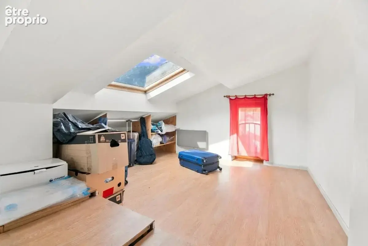 Maison de 6 pièces de 138 m² à Varces-Allières-et-Risset - photo 9