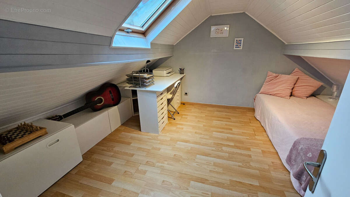 Maison à NEUILLY-SUR-MARNE