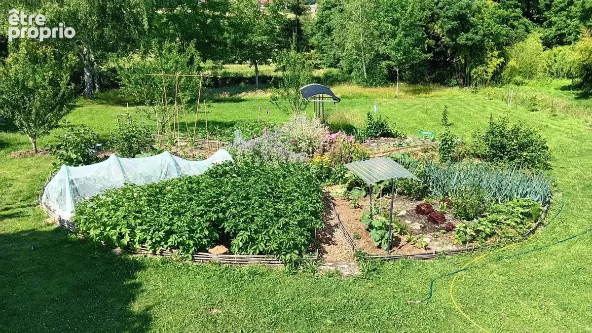 À vendre : maison de caractère avec B&B près d’Autun - photo 2