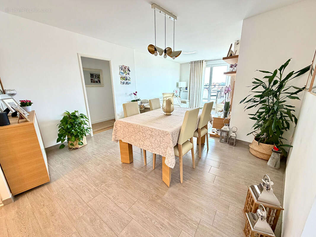 Appartement Colombes 4 pièces 77.04 m2 - photo 5