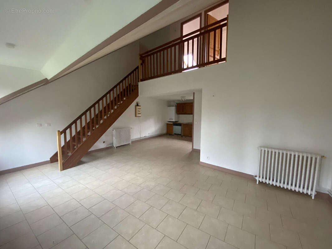 Appartement à BOESSE-LE-SEC