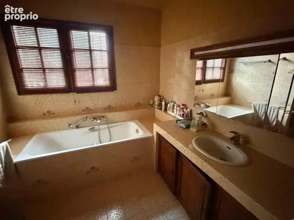 Charmante maison de 135 m² à Arès, 6 pièces - photo 5