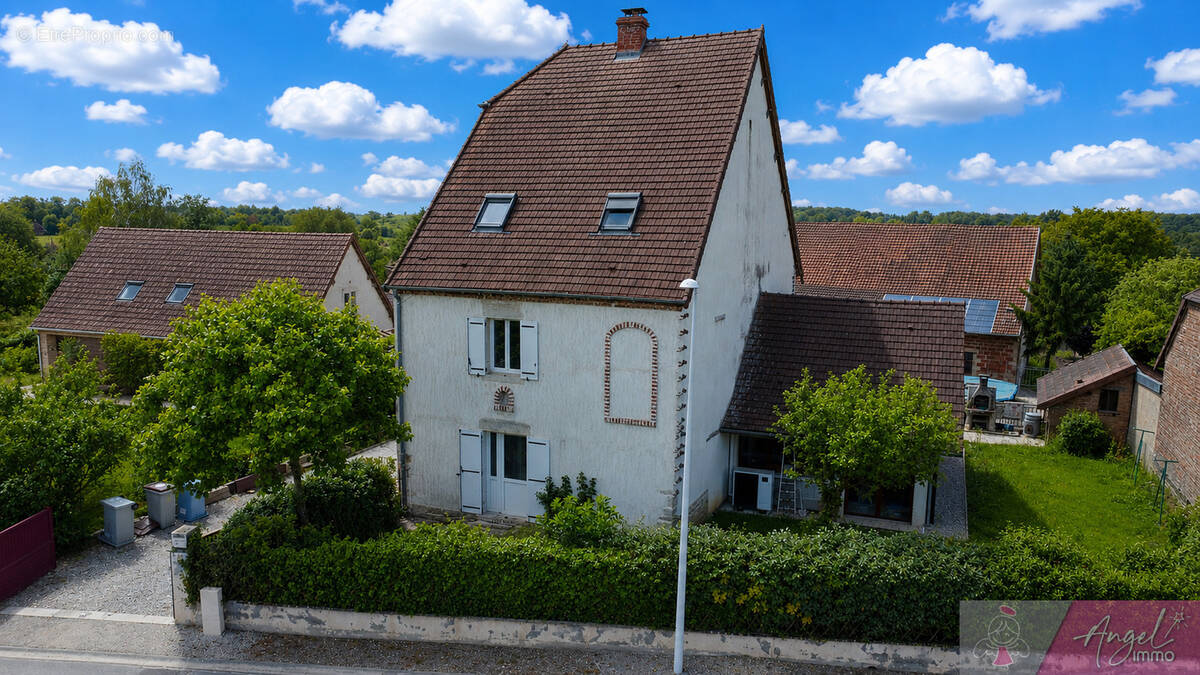 Maison à BLETTERANS