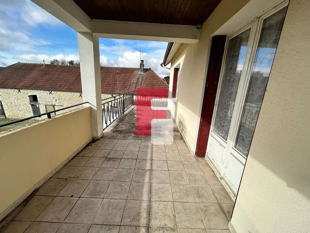 Maison à NOE-LES-MALLETS