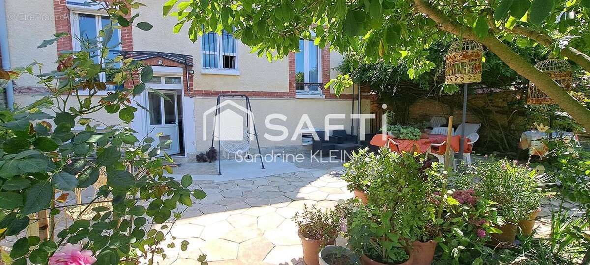 Photo 3 - Maison à SAINT-PIERRE-LES-NEMOURS