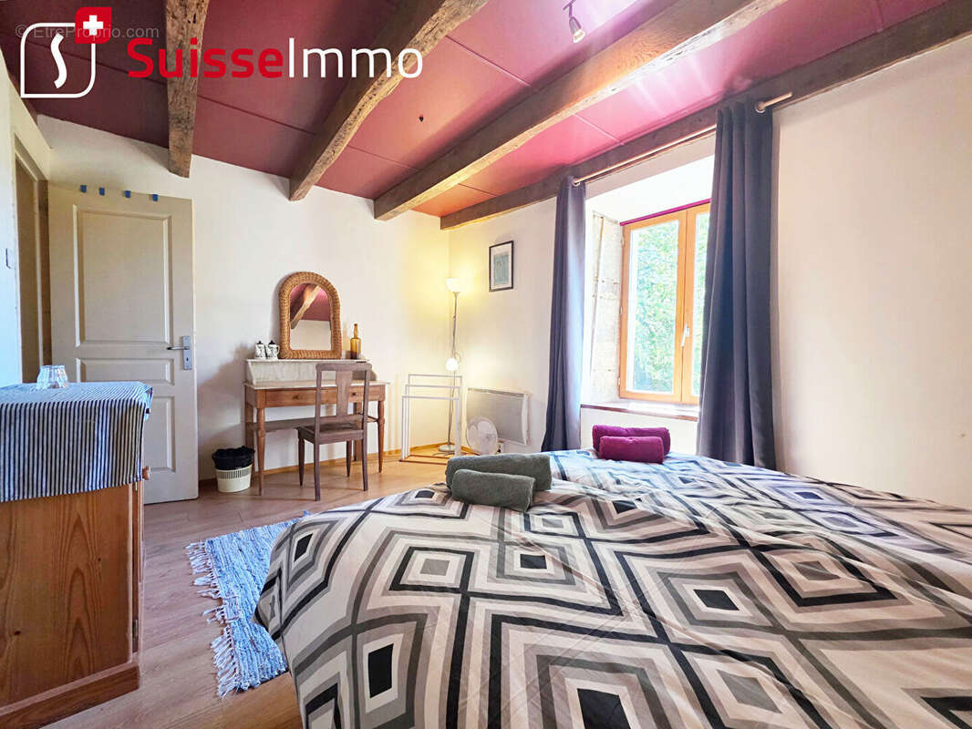 Maison à COLOMBOTTE