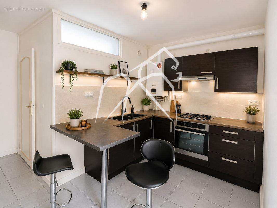 Appartement à SAINT-ETIENNE-DU-ROUVRAY