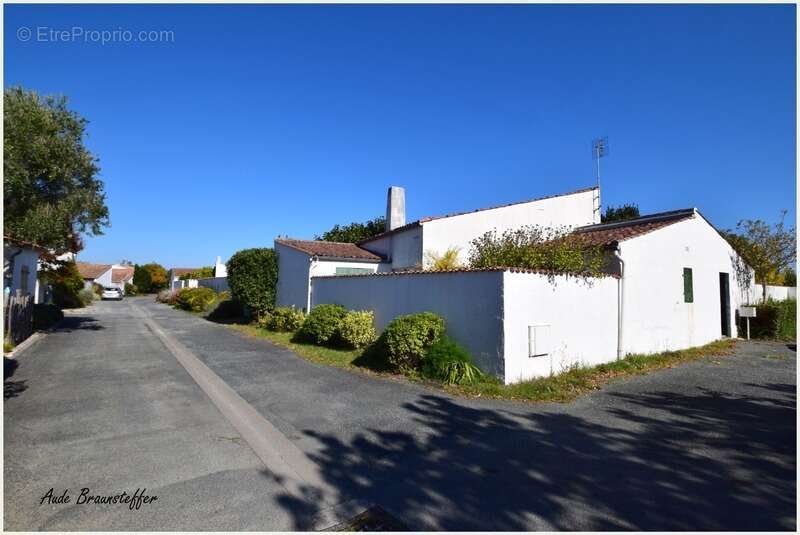 Maison à vendre 4 pièces LES PORTES EN RE (17) à 5' de la mer - photo 15