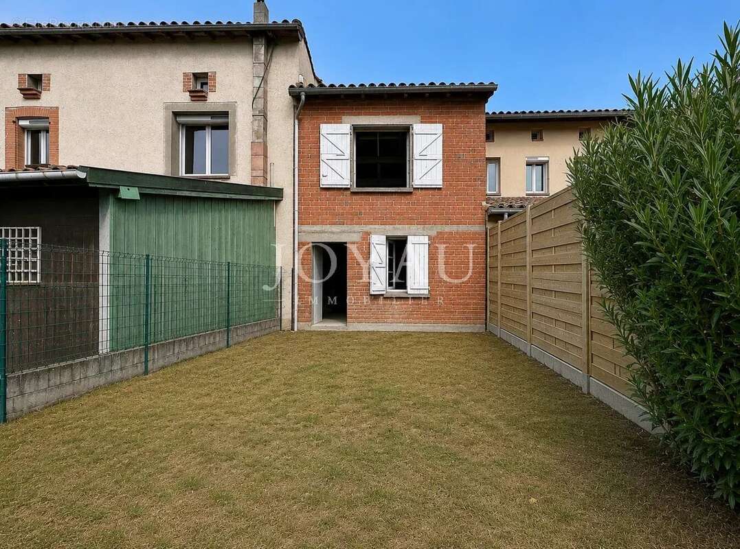 Maison de village T3 à rénover avec jardin - photo 2