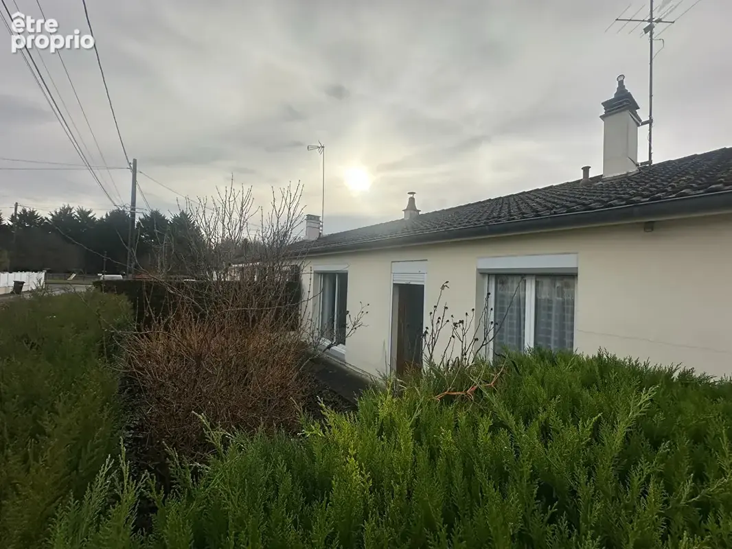 Photo Maison à Monts au prix de 197 950€