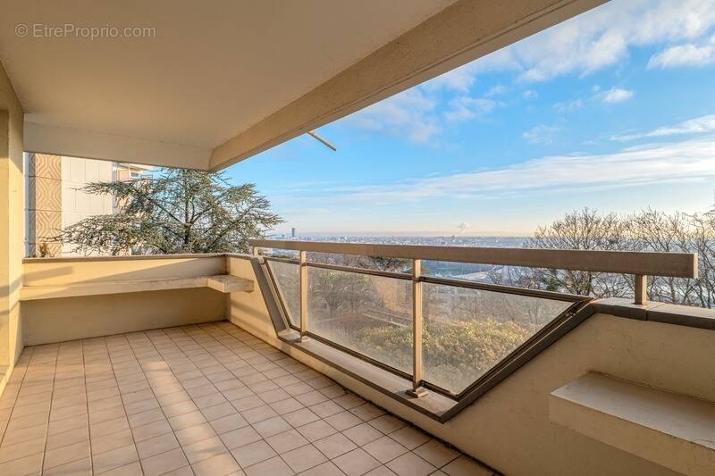 Appartement à SAINTE-FOY-LES-LYON