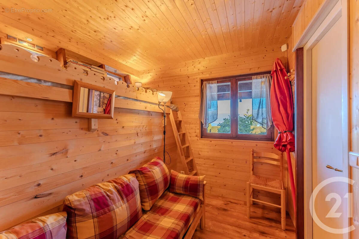 Maison à THOLLON-LES-MEMISES