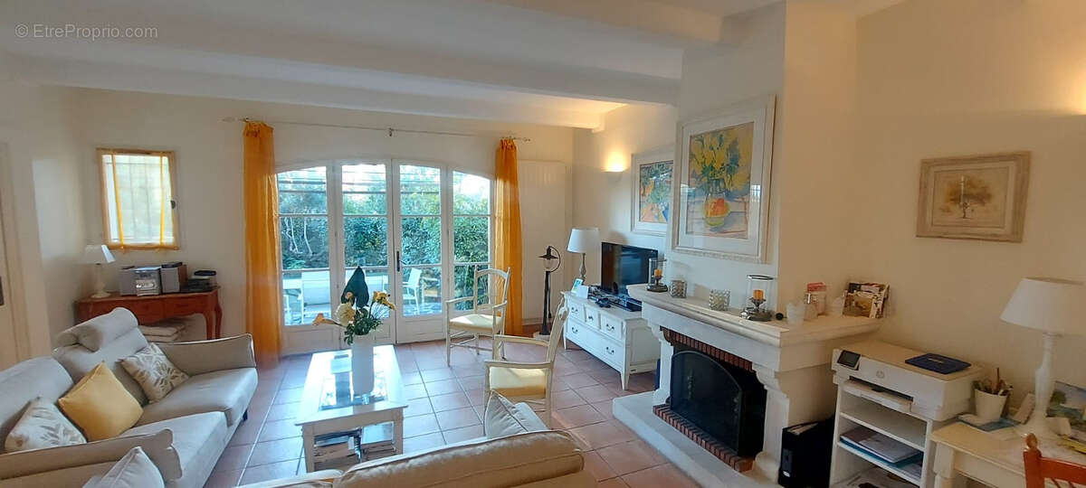 Maison à LA MOTTE