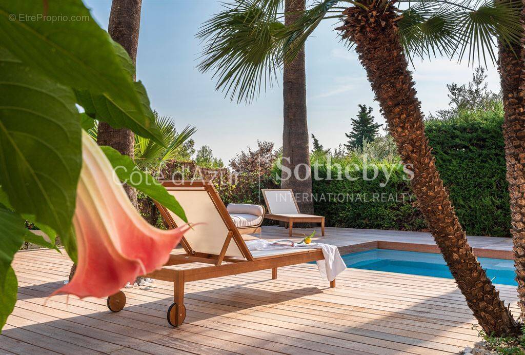 Maison à ROQUEBRUNE-CAP-MARTIN