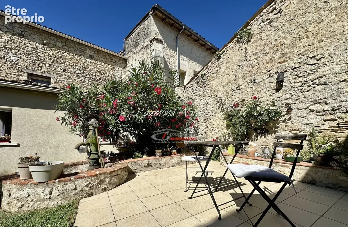 Charmante propriété de village rénovée de 7 chambres avec potentiel de revenus - photo 38