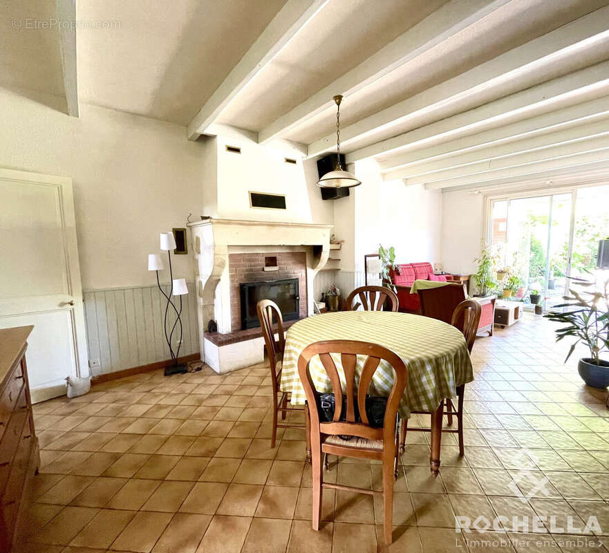 Maison à TONNAY-CHARENTE