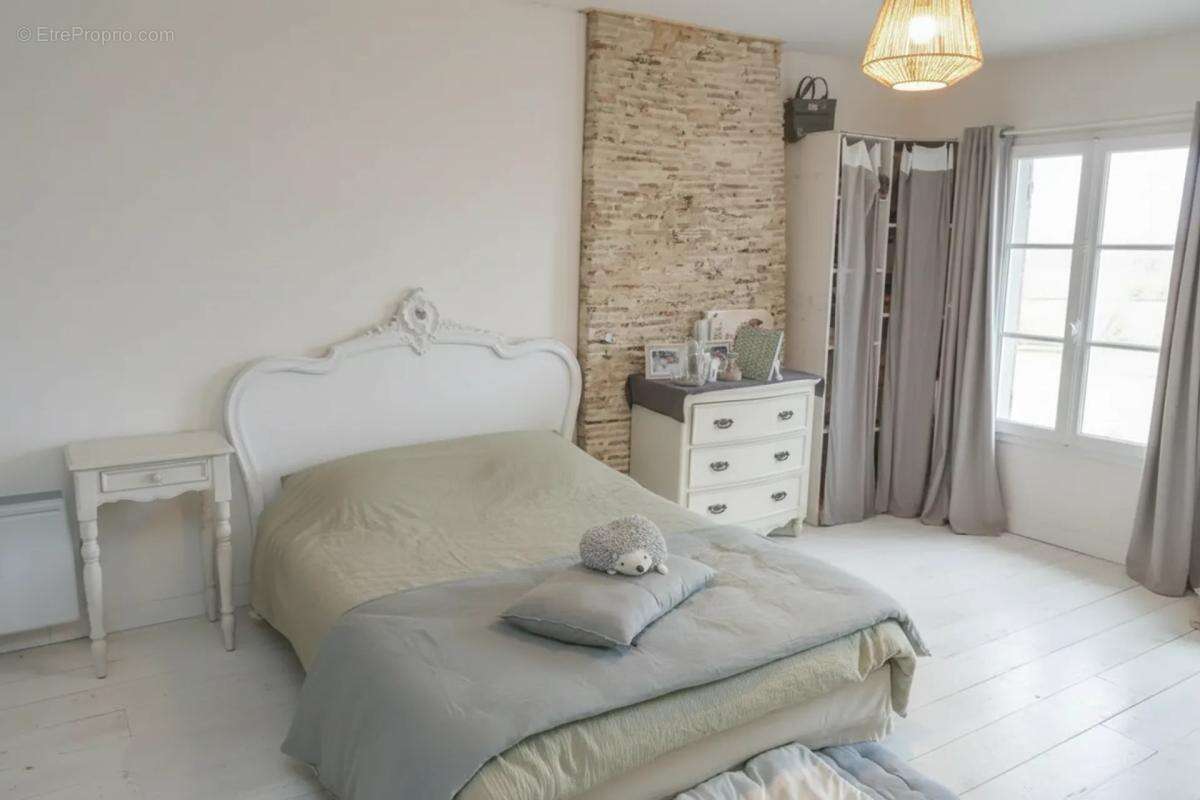 Maison à SAUVETERRE-DE-GUYENNE