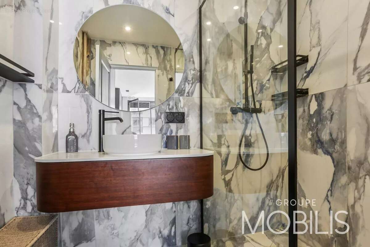 75016 - faisanderie/longchamp - appartement rénové de 60,84 m2 en étage élevé, avec balcon et vues dégagées - 1 chambre - traver - photo 4